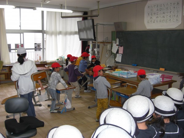 ④１年生の教室掃除